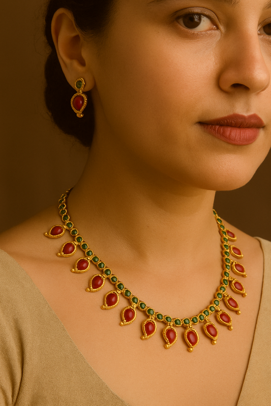 Gold-Plated Red & Green. Manga Chain  Set for Women