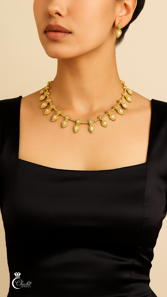 Elegant Gold-Plated Necklace with Pearl Drop Design